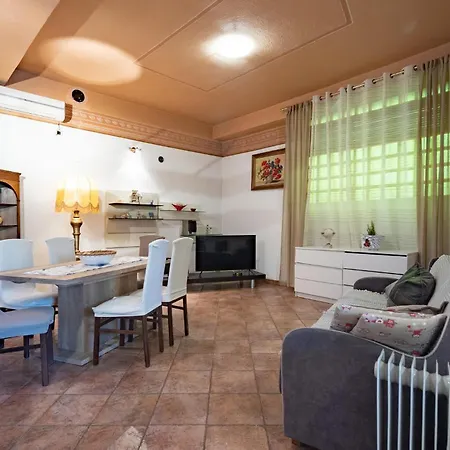 Tatil Evi Stunning In With Wifi Rijeka