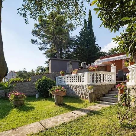 Stunning In With Wifi