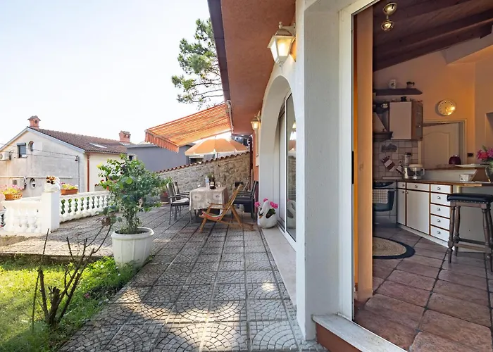 Сasa de vacaciones Stunning In With Wifi Rijeka